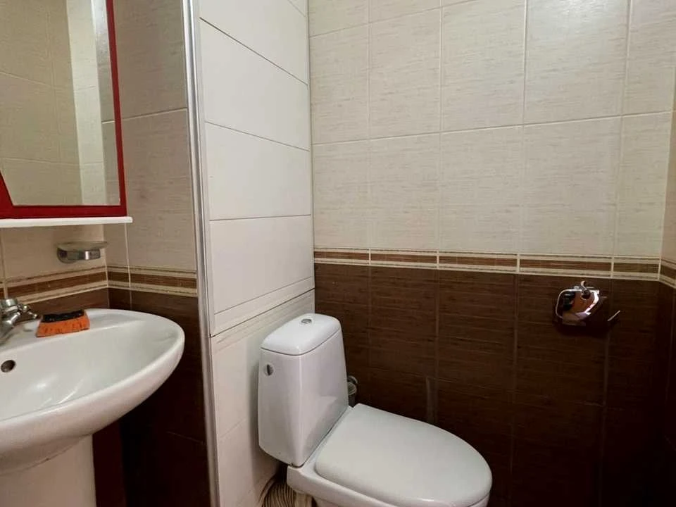 Apartment. Kharkiv, Peremohy Avenue.