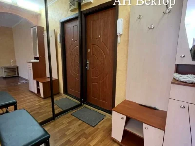 Apartment. Kharkiv, Peremohy Avenue.