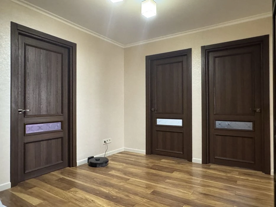 Квартира чотирикімнатна пр-т Миру, центр, від власника, 98 м