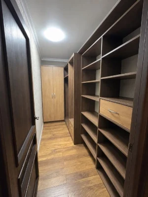 Квартира чотирикімнатна пр-т Миру, центр, від власника, 98 м