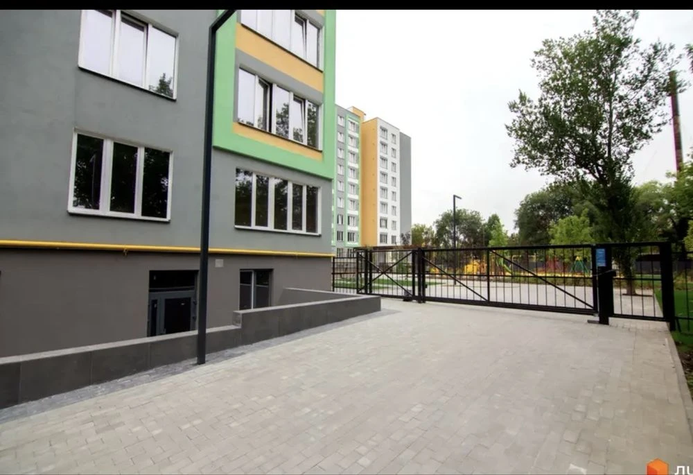 Квартира, місто Кропивницький, вул. Героїв Рятувальників 3В