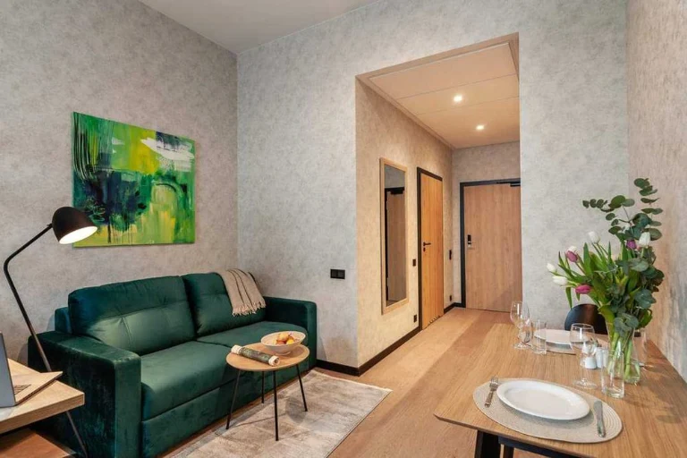 Продаж апартаментів в БЦ Kristal Plaza, вул. Панаса Мирного