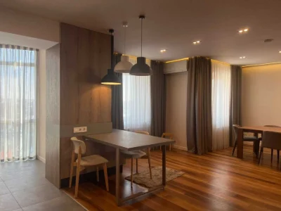 (5) 4-room apartment for sale in the center of Vinnytsia 8116