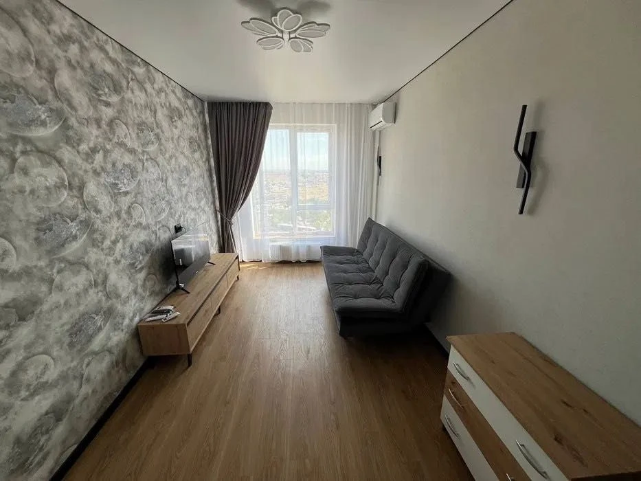 Продам 1-комнатную квартиру с ремонтом, мебелью и техникой С