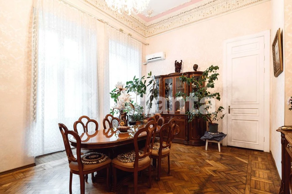 3-кімнатна квартира 99 м² у Одесса