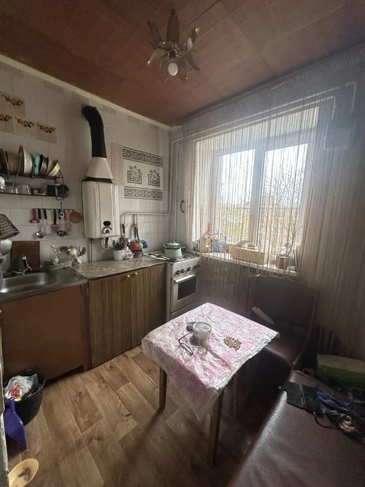 Продаж двокімнатної квартири. СВІТЛО НЕ ВИМИКАЮТЬ
