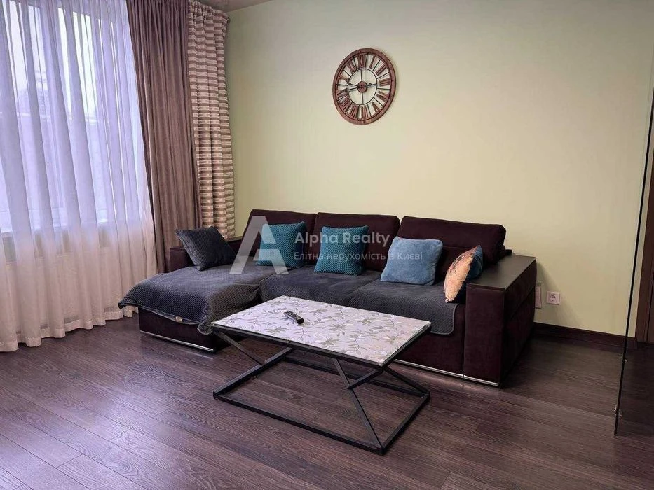 Без% Тютюнника Барбюса 5в 2к 68м2 паркінг ліфт працює ІНВЕРТ