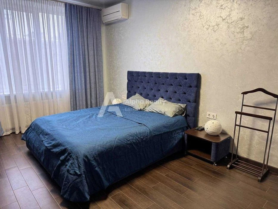 Без% Тютюнника Барбюса 5в 2к 68м2 паркінг ліфт працює ІНВЕРТ