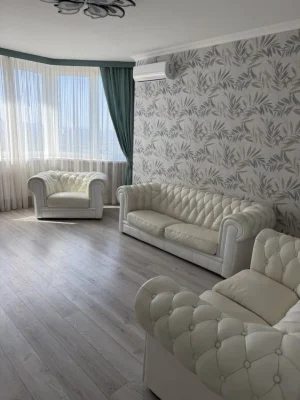 Оренда просторої 3 кімнатної квартири 96 м², вул. Олени Пчіл