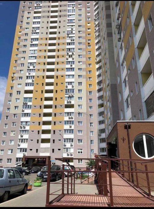 Сдам 2-ух комнатную квартиру в новом доме, проспект Науки, 5
