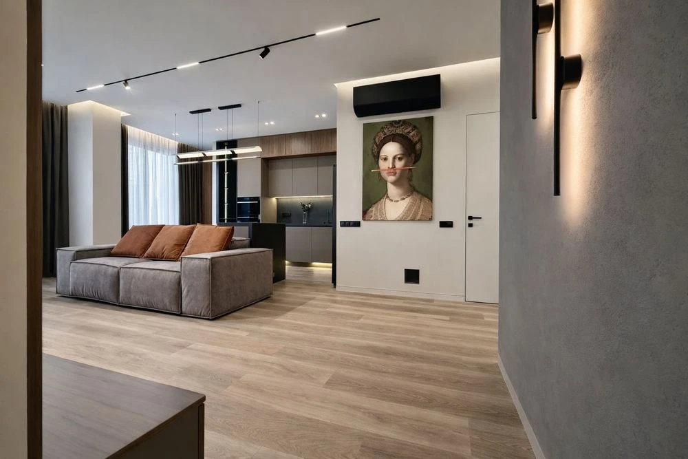 I am selling a 3-room apartment in the Geneva residential complex.