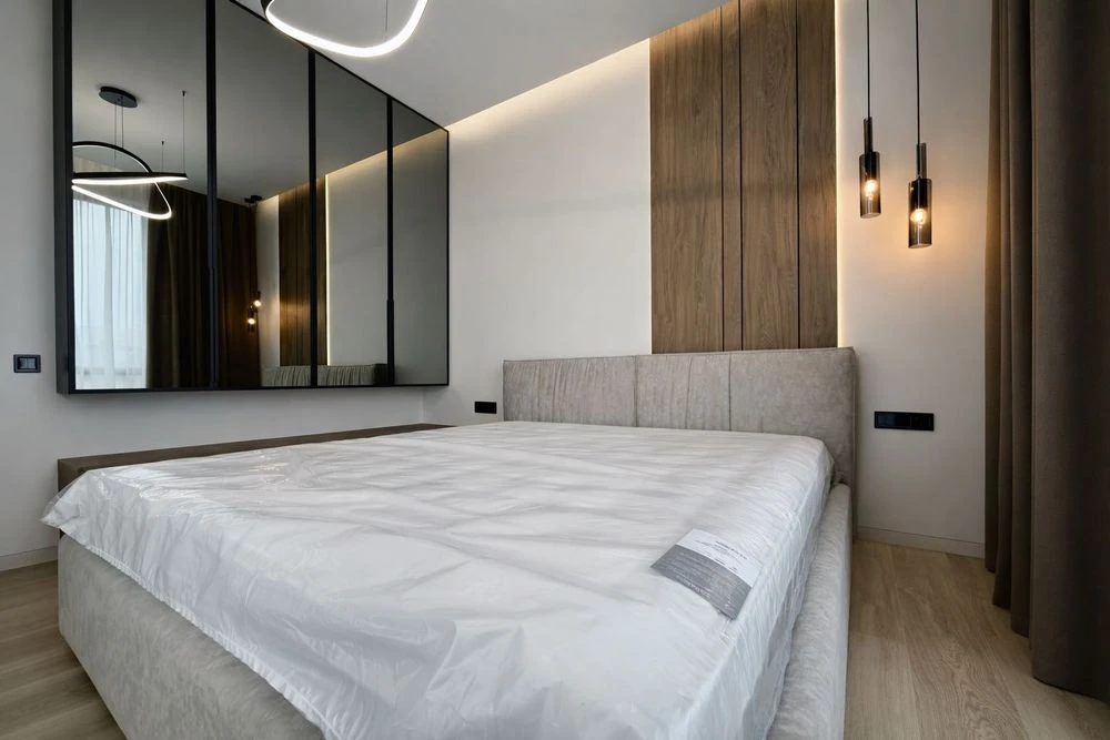 I am selling a 3-room apartment in the Geneva residential complex.