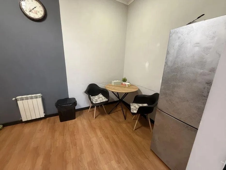 Продаж 2 кімн квартира 52.60 м² 3/3 ц вул .площа Івана Франк