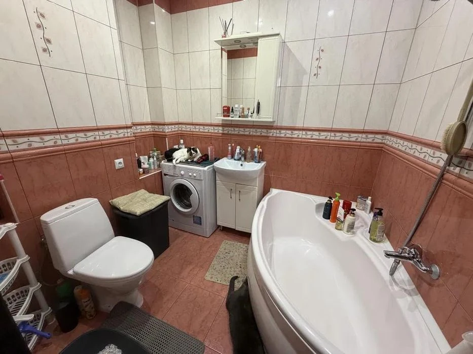 Продаж 2 кімн квартира 52.60 м² 3/3 ц вул .площа Івана Франк