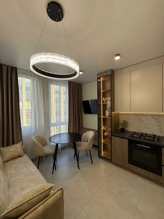 ‼️Продаж кв. з авторським ремонтом в новобудові, бічна вул.