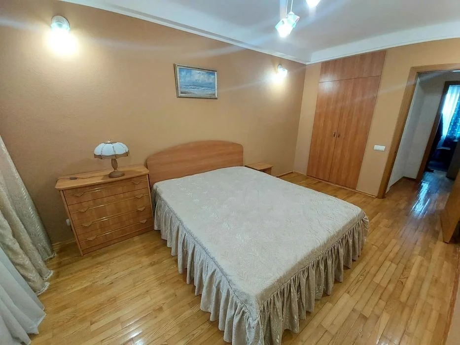 Оренда 3 к квартири Голосіївський проспект, ВДНГ, метро пору