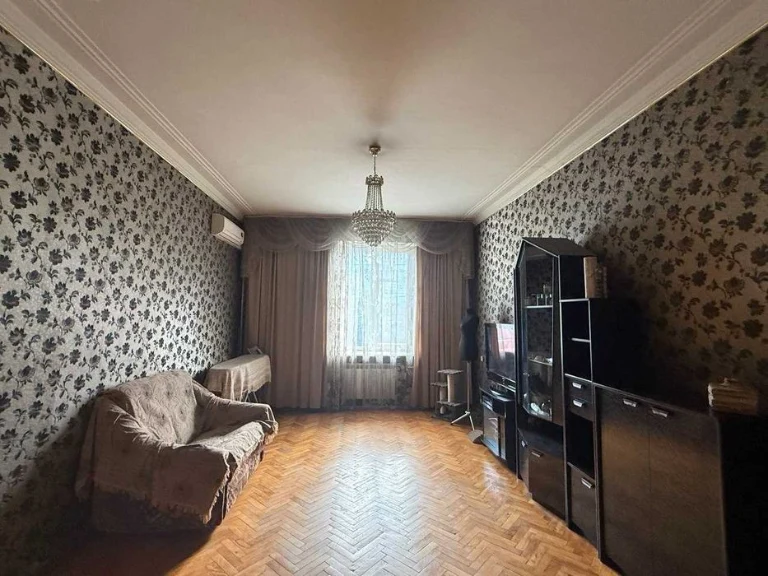 Здається 2-к квартира, 2 хв. метро Дарниця, Будівельників