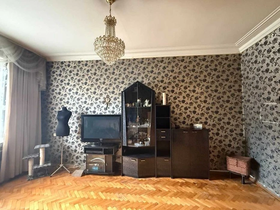 Здається 2-к квартира, 2 хв. метро Дарниця, Будівельників