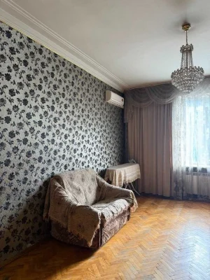 Здається 2-к квартира, 2 хв. метро Дарниця, Будівельників