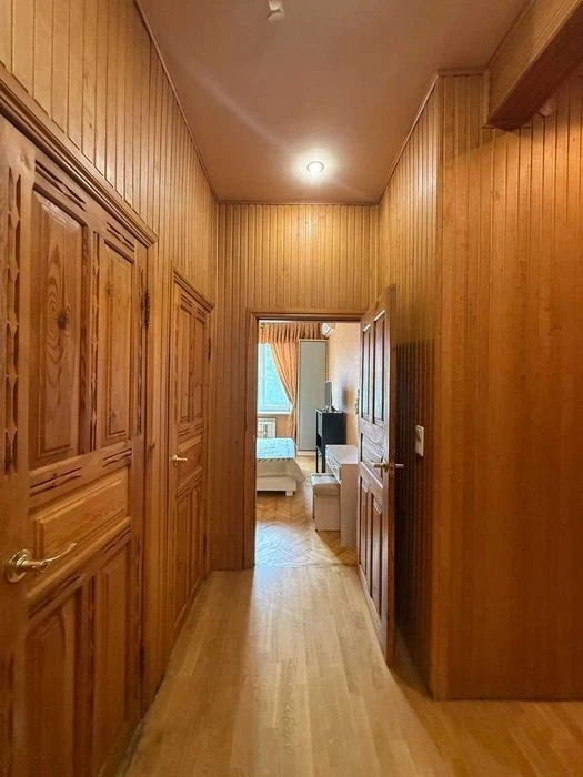 Здається 2-к квартира, 2 хв. метро Дарниця, Будівельників