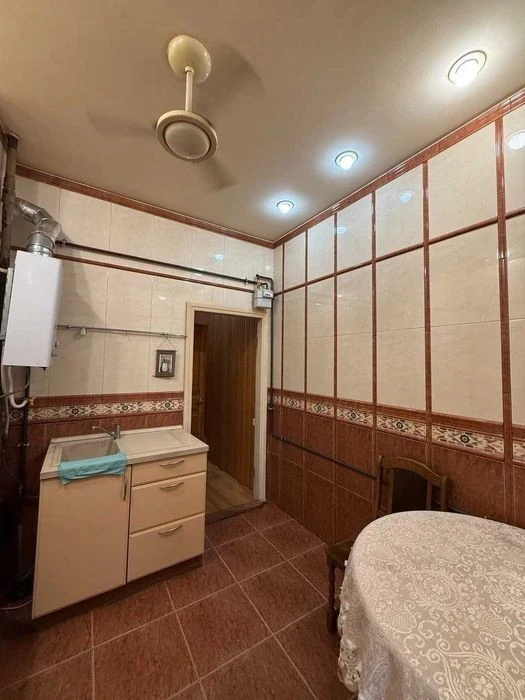 Здається 2-к квартира, 2 хв. метро Дарниця, Будівельників