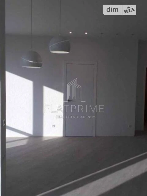 Продаж 2к квартири 71 кв. м на вул. Бульварно-Кудрявська 17