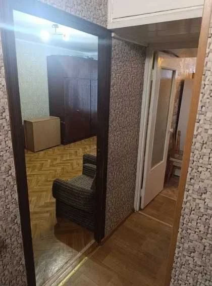 Продам 1 к. кв. пл. 30 м², Західний ж/м, житловий стан, 1 по