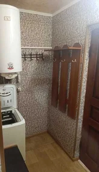 Продам 1 к. кв. пл. 30 м², Західний ж/м, житловий стан, 1 по