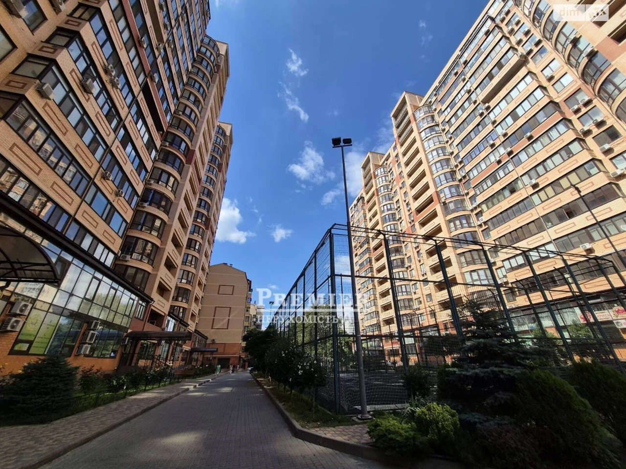 Продажа квартир Приморский.