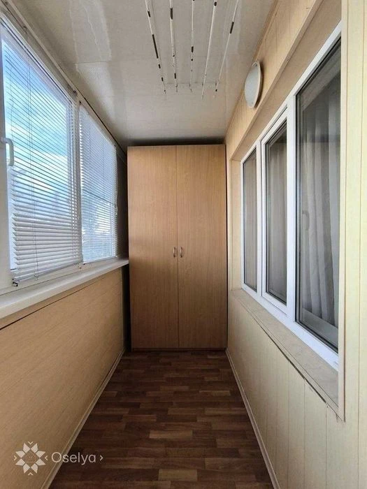 Продаж 2 кімнатної квартири з ремонтом в Києві 54 м2 Дарниць