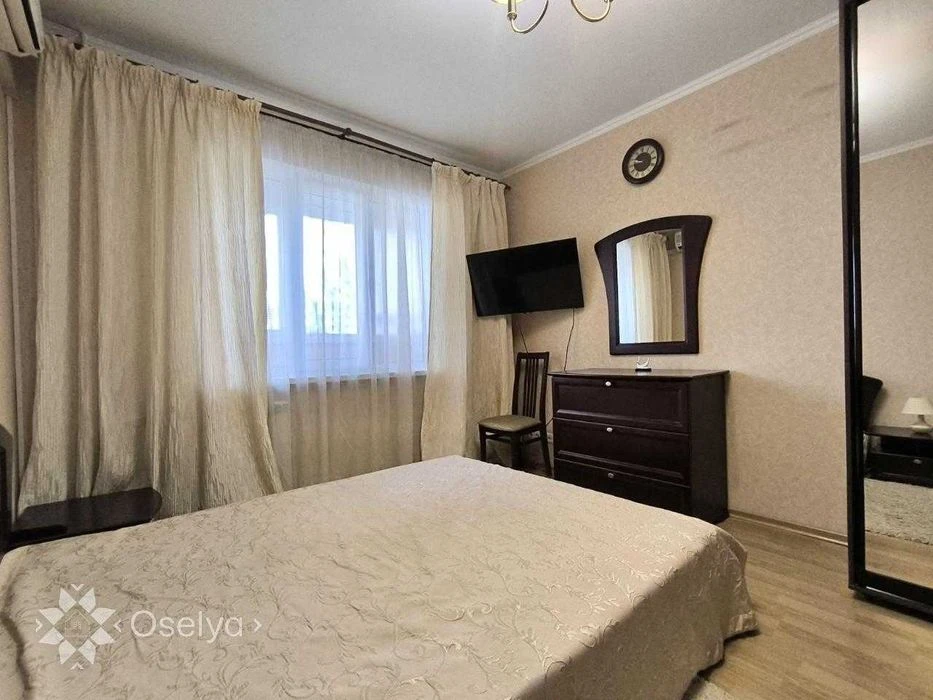Продаж 2 кімнатної квартири з ремонтом в Києві 54 м2 Дарниць