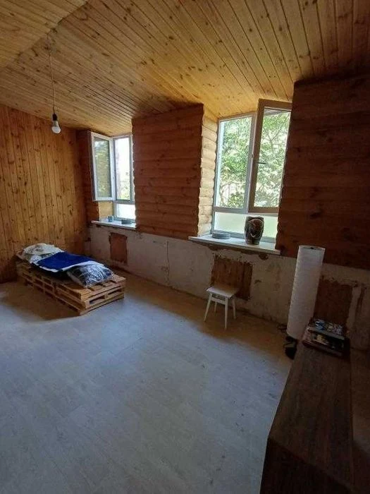 25900$ Продам частину будинку на Немишлі