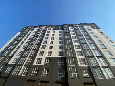 Продаж 1 кімнатної квартири центр парк озеро Чорновола