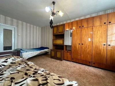 Центр міста,1 кімнатна квартира 37м2,житловий стан,Сертифіка