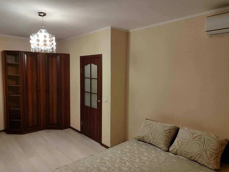 Оренда 1к квартири, метро Позняки - 7 хв. пішки, ЖК «Патріот