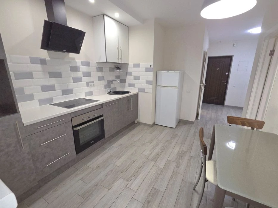 Продам однокімнатна квартиру вул. Крушельницької 15а  Позняк