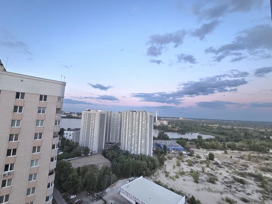 Продам однокімнатна квартиру вул. Крушельницької 15а  Позняк