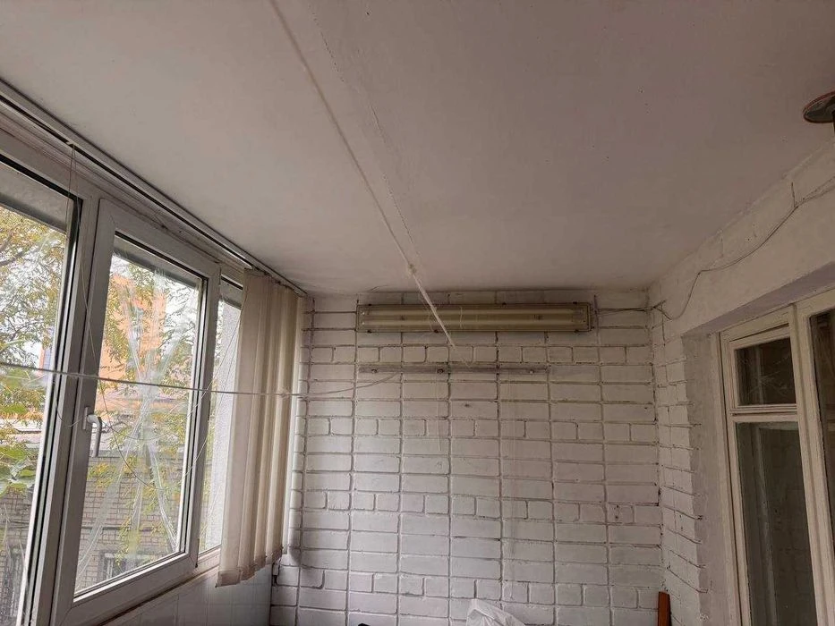 Продам  4 коинатную квартиру на  на Солнечном,пер. Белостоцк