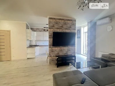 Продаж 3к квартири 80 кв. м на вул. Регенераторна • ID 34791