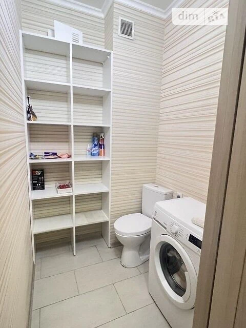 Продаж 3к квартири 80 кв. м на вул. Регенераторна • ID 34791