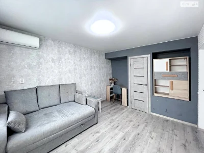 Продаж Квартира Тополя-2