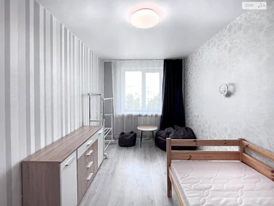 Продаж Квартира Тополя-2