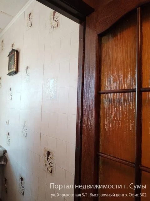 Продам 2 к. квартиру на Г. Крут, 70