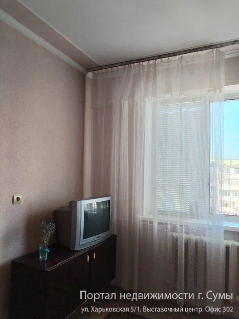 Продам 2 к. квартиру на Г. Крут, 70