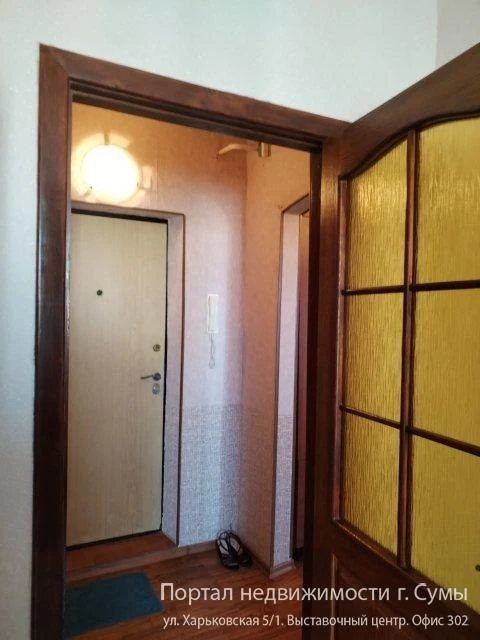 Продам 2 к. квартиру на Г. Крут, 70