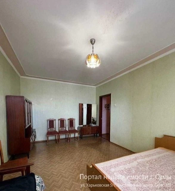 Продам 2 к. квартиру на Г. Крут, 70
