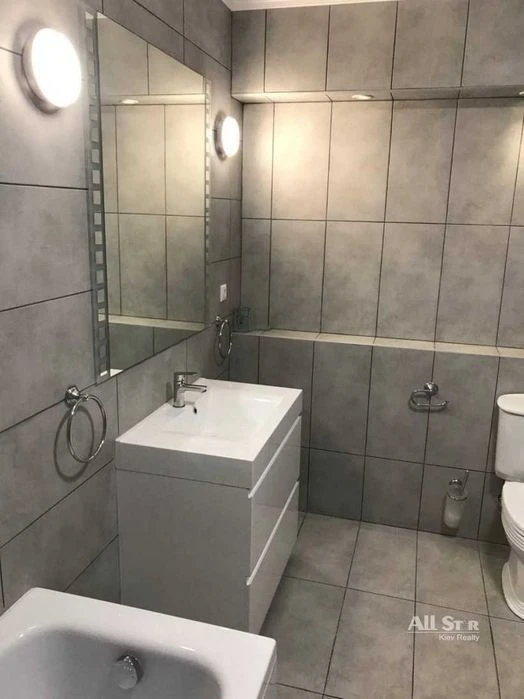 Оренда 4к квартири в Києві, Печерський р-н, Кропивницького в