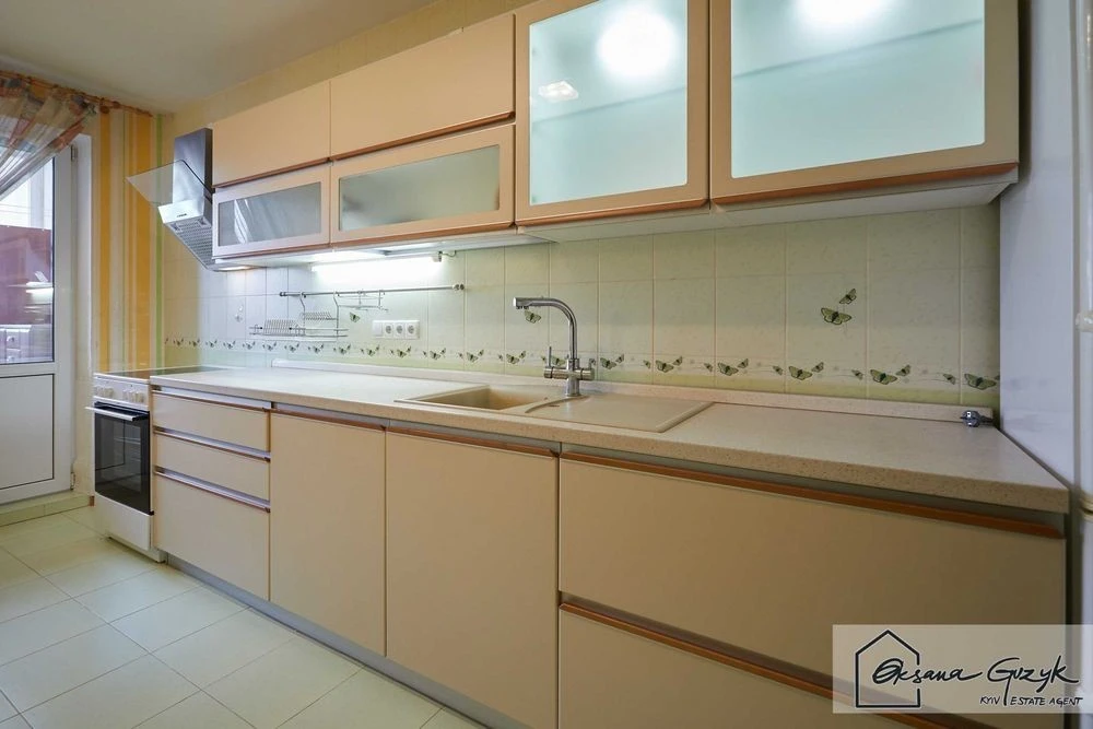 ОРЕНДА 4-кім. квартири 97 м², ДАРНИЦЬКИЙ бульвар, 10-А парк