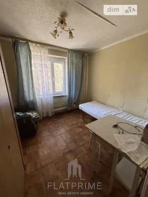 Продаж 3к квартири 77 кв. м на вул. Антоновича 88 • ID 34791