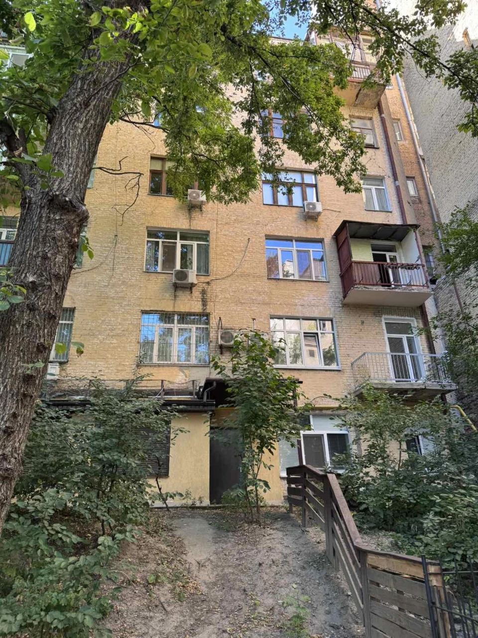 Продажа 2-комнатной квартиры 32 м², Костельная ул., 6